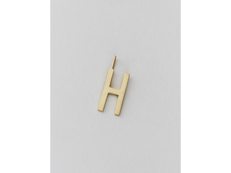 Design Letters Buchstabe Anhänger Archetyp 16mm, gold, H