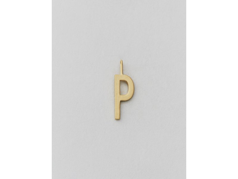 Design Letters Buchstabe Anhänger Archetyp 16mm, gold, P